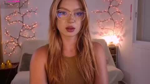 Snapshot of karinchik_ chatting on July 2026 08:04:02 PM Karina online show from July 2026 08:04:02 PM
