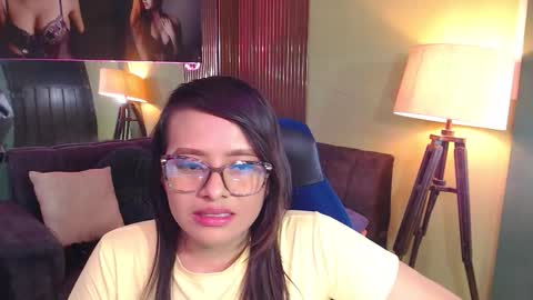  KARLA  online show from October 2025 06:52:02 PM