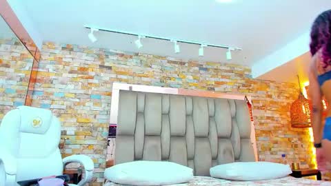 Snapshot of karla_dunn chatting on January 2025 08:04:01 PM  Karla  online show from January 2025 08:04:01 PM