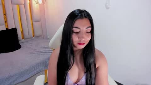 Karla  online show from January 2025 02:07:01 PM