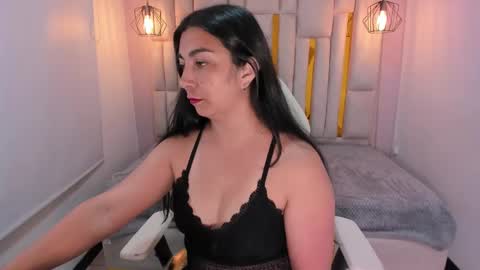 Karla  online show from February 2025 10:48:02 AM