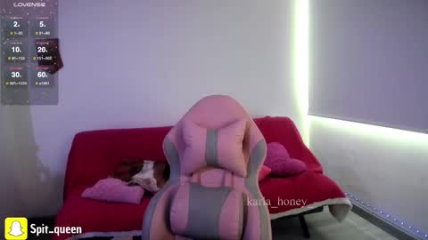 Karla online show from September 2025 06:19:01 PM