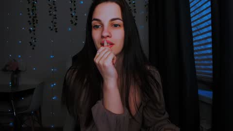 Snapshot of karla_sim chatting on January 2025 12:50:01 PM Ask me online show from January 2025 12:50:01 PM