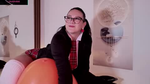 karla online show from October 2025 11:55:02 AM