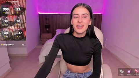 Snapshot of karlaa_james chatting on November 2025 11:03:02 AM Karlaa online show from November 2025 11:03:02 AM