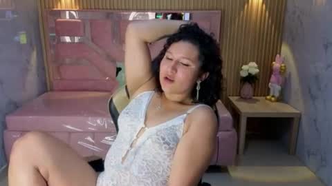 Snapshot of karlaa_s chatting on June 2026 04:13:02 AM Karla online show from June 2026 04:13:02 AM