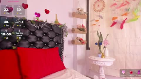 Snapshot of karlakoster chatting on May 2026 01:30:02 PM Karla Koster online show from May 2026 01:30:02 PM