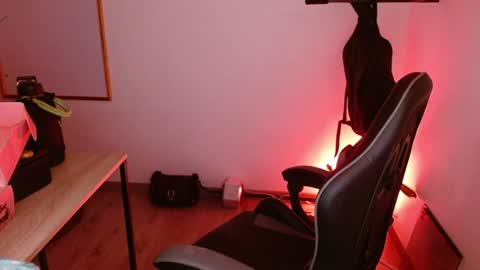 Snapshot of karlavittar chatting on February 2025 10:00:02 PM karlavittar online show from February 2025 10:00:02 PM