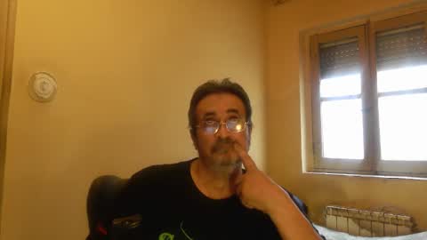Snapshot of karlpal chatting on April 2026 02:11:01 PM karlpal online show from April 2026 02:11:01 PM