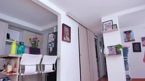 Karlye online show from May 2026 01:29:01 PM