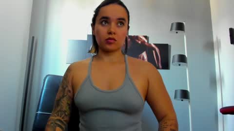   online show from December 2024 04:06:01 PM