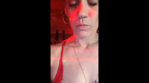 Snapshot of karlykox chatting on April 2026 06:22:02 AM Karlykox online show from April 2026 06:22:02 AM