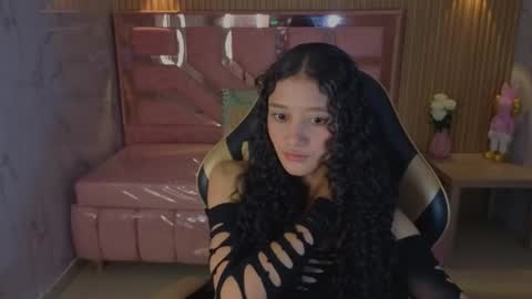 karol1_s online show from May 2026 03:02:01 AM