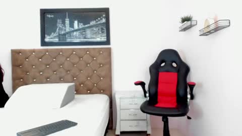 Snapshot of karol_deny chatting on May 2026 07:09:02 PM Karol D online show from May 2026 07:09:02 PM