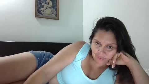 Snapshot of karol_gill chatting on November 2025 04:47:01 AM Karol online show from November 2025 04:47:01 AM