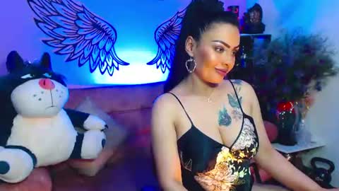 Snapshot of karol_kennedy chatting on July 2026 06:05:01 AM Karol Kenedy online show from July 2026 06:05:01 AM