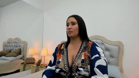 Snapshot of karol_mercier chatting on April 2026 04:37:01 AM Karol Mercier online show from April 2026 04:37:01 AM