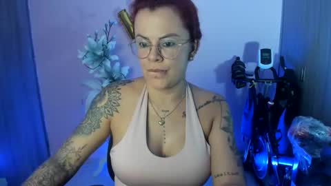 Snapshot of karol_milf__ chatting on December 2024 11:47:01 PM kAROL MILF   online show from December 2024 11:47:01 PM