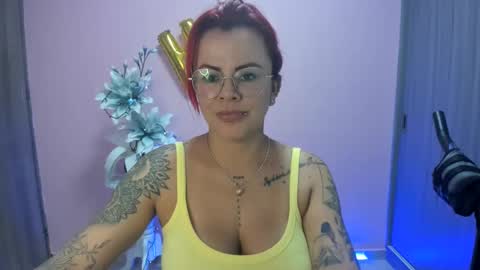 Snapshot of karol_milf__ chatting on December 2024 12:00:01 AM kAROL MILF   online show from December 2024 12:00:01 AM