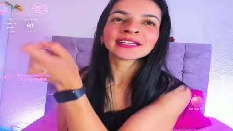 Karol online show from November 2025 01:44:01 PM