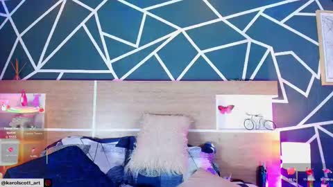 KAROL SCOTT online show from September 2025 10:04:01 PM