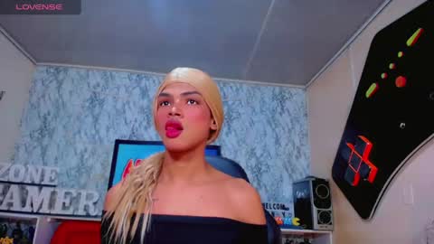 karol Vanessa   online show from May 2026 12:00:02 PM