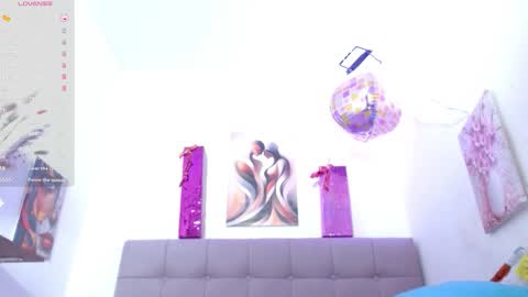 Snapshot of karol_wish chatting on December 2025 08:23:01 AM karol_wish online show from December 2025 08:23:01 AM