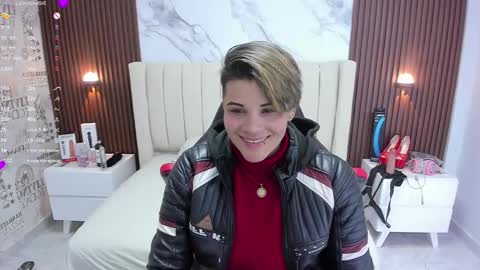 Snapshot of karolandluna chatting on February 2025 02:51:02 AM Karol and Luna online show from February 2025 02:51:02 AM