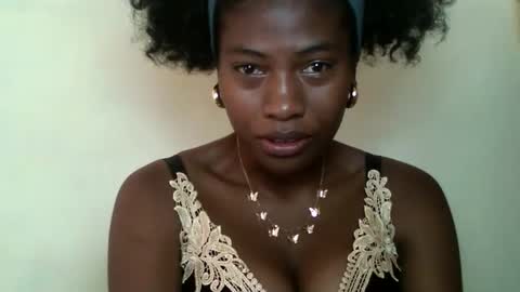 karoliee online show from April 2026 05:58:02 AM