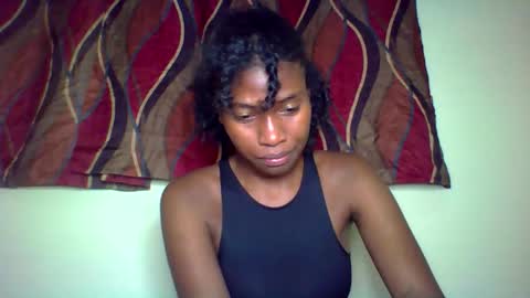 karoliee online show from May 2026 07:26:02 PM