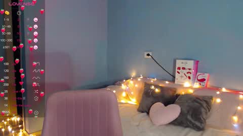 Kira online show from February 2026 02:11:01 AM