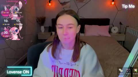 Karolina online show from April 2026 01:32:01 AM