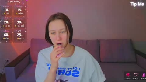 Snapshot of karolina_kely chatting on May 2026 01:22:01 AM Karolina online show from May 2026 01:22:01 AM