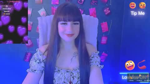 Snapshot of karolina_mia chatting on March 2026 07:03:02 AM Caroline online show from March 2026 07:03:02 AM