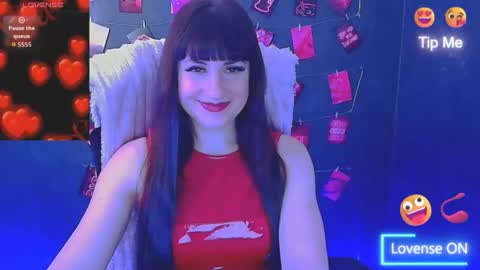 Snapshot of karolina_mia chatting on March 2026 07:46:01 AM Caroline online show from March 2026 07:46:01 AM