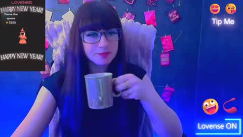 Snapshot of karolina_mia chatting on April 2026 05:41:01 AM Caroline online show from April 2026 05:41:01 AM