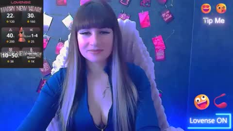 Snapshot of karolina_mia chatting on April 2026 05:47:02 AM Caroline online show from April 2026 05:47:02 AM