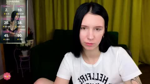 Snapshot of karolinablack chatting on April 2026 06:02:02 AM Karolina online show from April 2026 06:02:02 AM