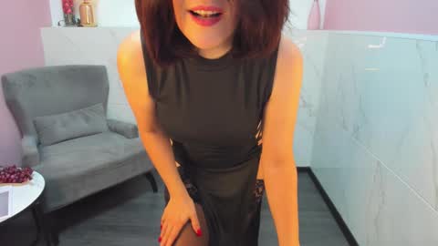 Karolina online show from March 2025 04:57:01 PM