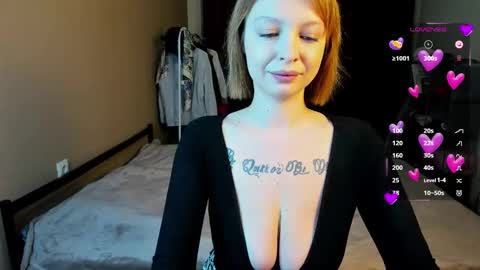 karolineneuer online show from March 2026 09:45:01 PM