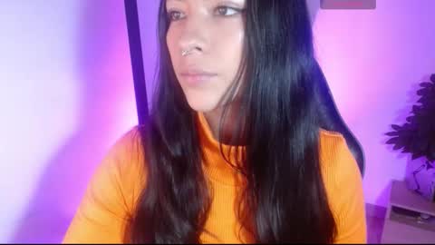 Caro online show from October 2025 12:44:02 PM