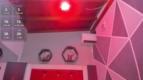 Karol online show from November 2025 12:08:02 PM