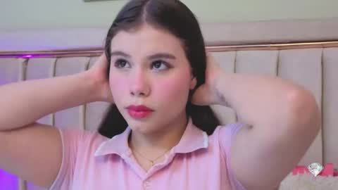 Snapshot of karoly_ocampo chatting on November 2025 04:23:02 AM karoly online show from November 2025 04:23:02 AM