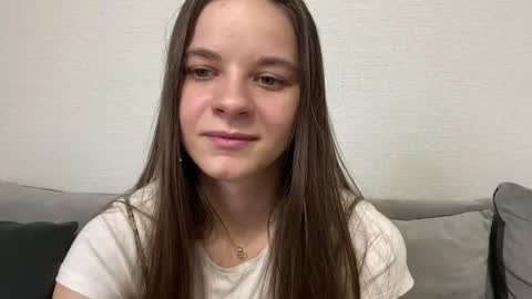 Lia online show from May 2026 04:03:01 PM
