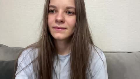 Lia online show from May 2026 04:03:02 PM