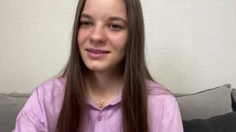 Lia online show from May 2026 04:02:02 PM