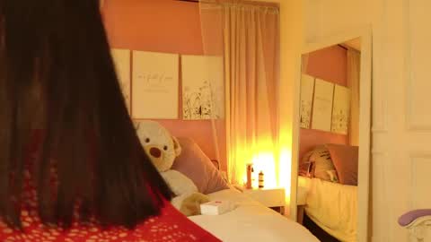 Kary  online show from April 2026 10:00:02 PM