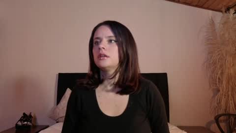 Snapshot of kassandra_james chatting on April 2026 01:33:02 PM kassandra james online show from April 2026 01:33:02 PM