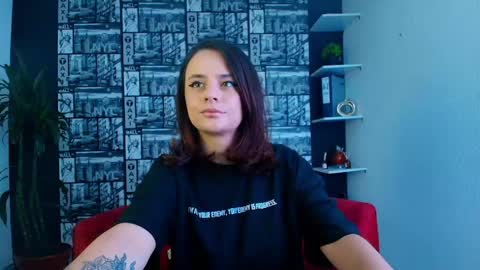 Snapshot of kassandra_james chatting on April 2026 01:05:01 PM kassandra james online show from April 2026 01:05:01 PM