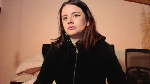 Snapshot of kassandra_james chatting on June 2026 10:43:02 AM kassandra james online show from June 2026 10:43:02 AM